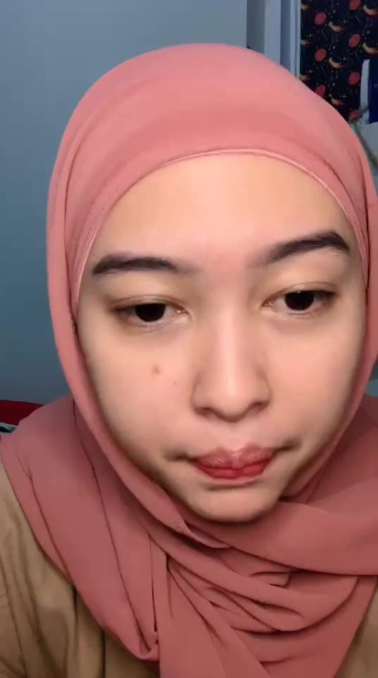 ABG viral di indo terbaru Caca Hijab Pink Tunjuk Meki New Top Global Trending 2025